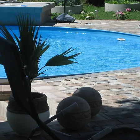Geraeumige Mit Zwei Schlafzimmern, Ideal Fuer Eine Familie Apartment *